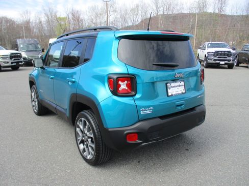 Used 2022 Jeep Renegade Limited w/ Sun, Sound & Wheels Group image 7