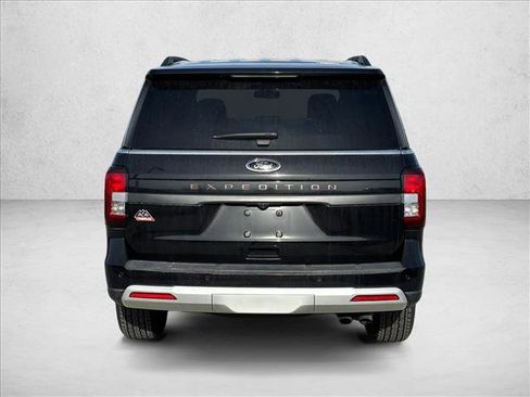 Used 2023 Ford Expedition Timberline image 6