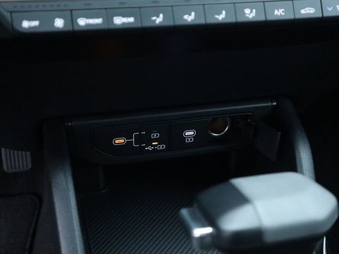 New 2025 Kia K4 LXS image 37