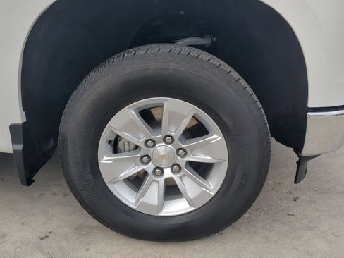 Used 2024 Chevrolet Silverado 1500 W/T w/ WT Value Package image 28