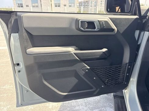 Used 2022 Ford Bronco 4-Door AWD/4WD image 13