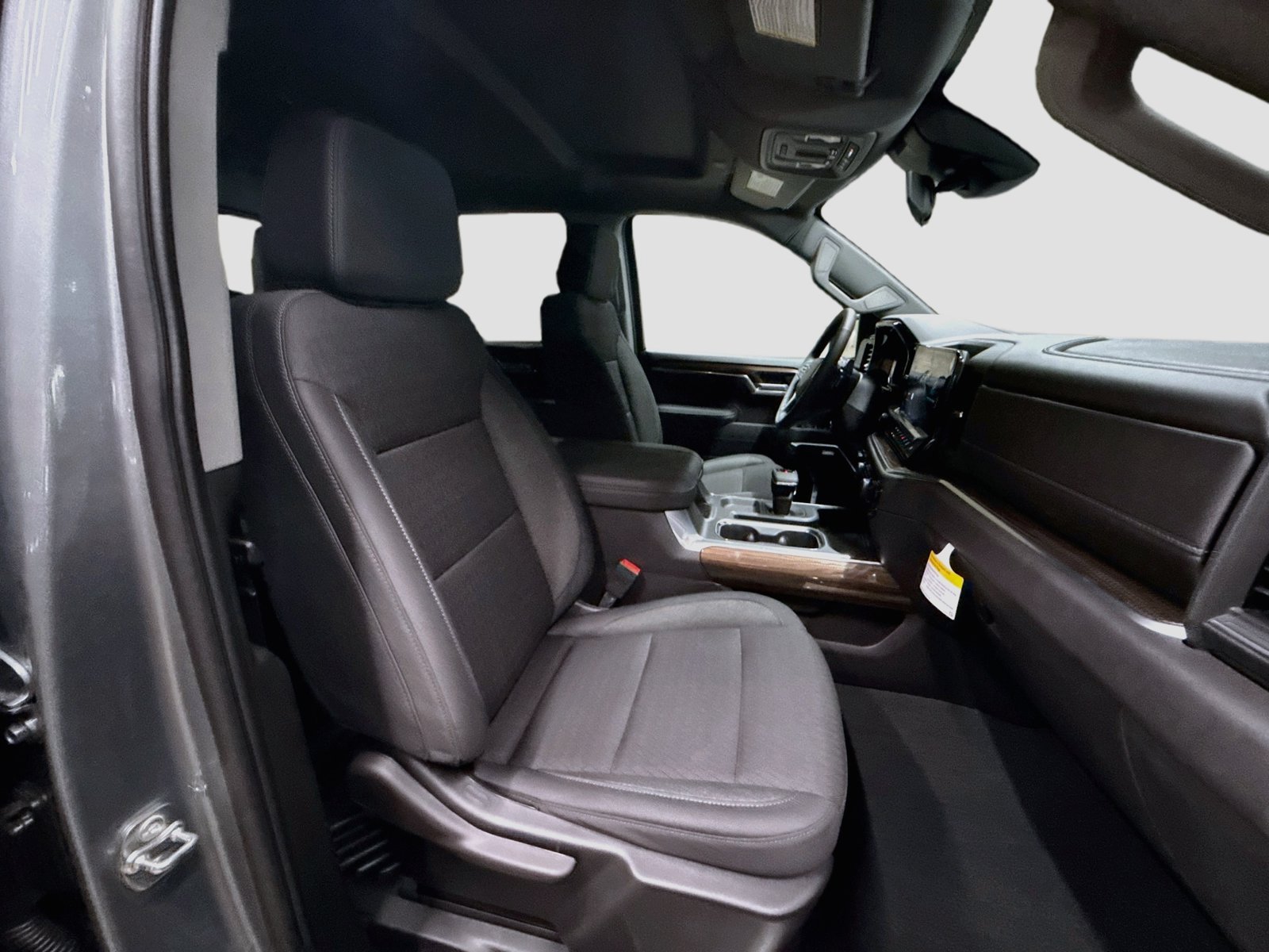 New 2026 Chevrolet Silverado 1500 RST w/ Safety Package AWD/4WD image 34