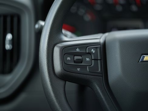 New 2025 Chevrolet Silverado 1500 Custom AWD/4WD image 18