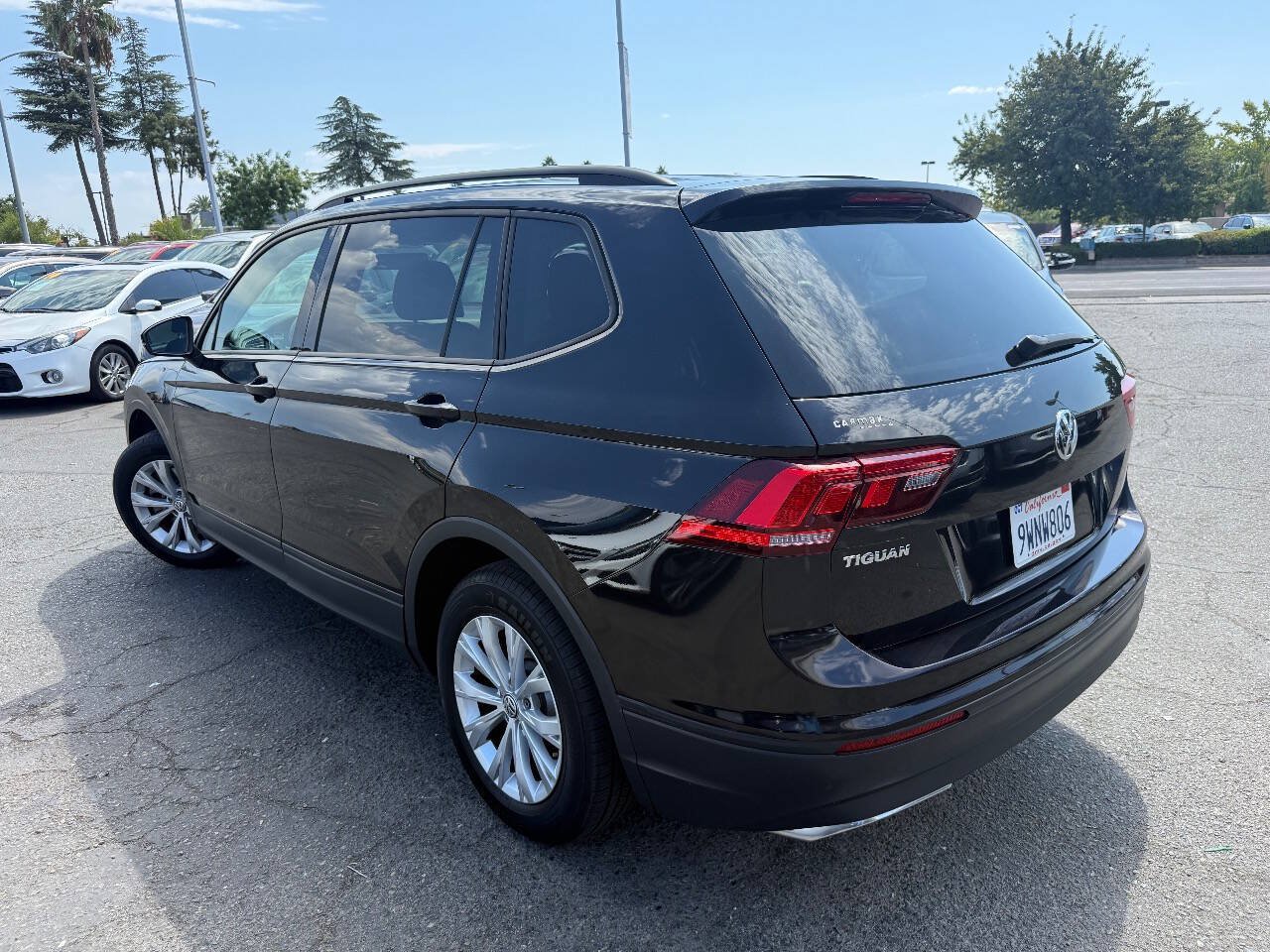 Used 2019 Volkswagen Tiguan S w/ Driver Assistance Package FWD image 6
