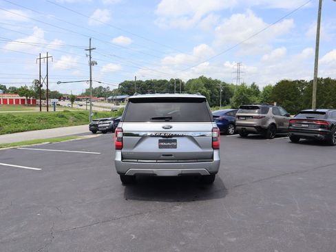 Used 2020 Ford Expedition Max Limited RWD image 12