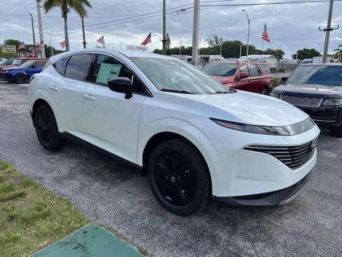 Used 2025 Nissan Murano SV FWD image 4