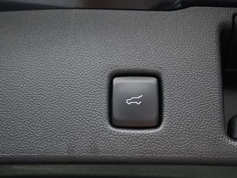Used 2024 Ford Escape ST-Line w/ Tech Pack #1 AWD/4WD image 25
