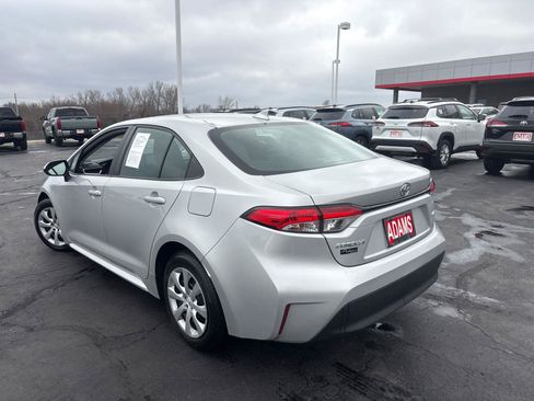 Used 2024 Toyota Corolla LE FWD image 6