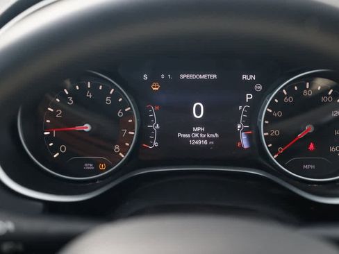 Used 2018 Jeep Compass Sport w/ Tech Group image 19