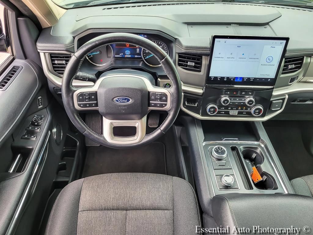 Used 2024 Ford Expedition XLT AWD/4WD image 13