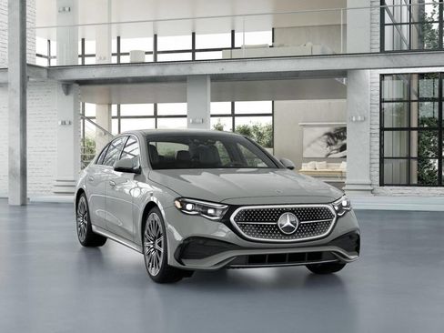 New 2026 Mercedes-Benz E 450 4MATIC Sedan image 9