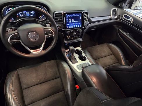 Used 2019 Jeep Grand Cherokee Trailhawk AWD/4WD image 14