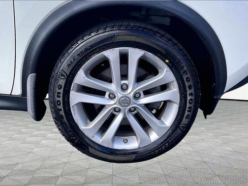 Used 2012 Nissan Juke SV image 32