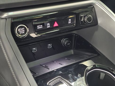 New 2025 Audi Q5 Premium Plus image 16