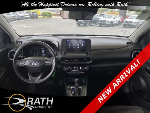 Used 2023 Hyundai Kona SE FWD image 16