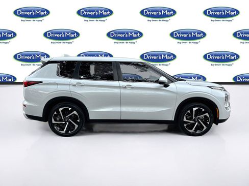 Used 2022 Mitsubishi Outlander SE AWD/4WD image 8