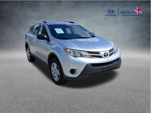 Used 2015 Toyota RAV4 LE AWD/4WD image 1