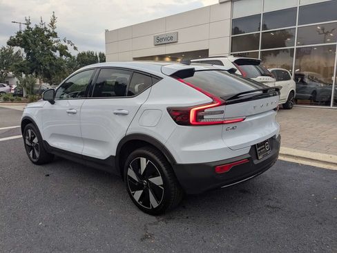 Used 2024 Volvo C40 Recharge Core AWD/4WD image 4
