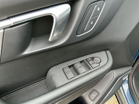 New 2025 Buick Enclave Preferred w/ LPO, Floor Liner Package image 17