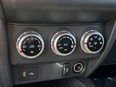 Used 2023 Mitsubishi Outlander Sport AWD image 17