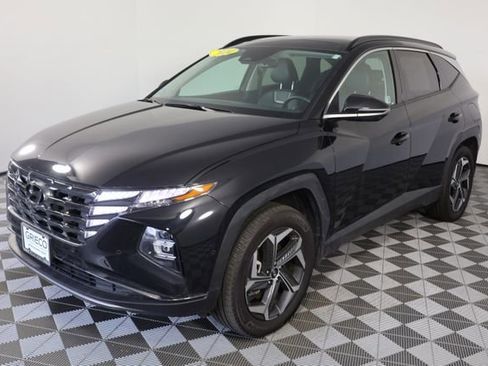 Used 2024 Hyundai Tucson Limited AWD/4WD image 3