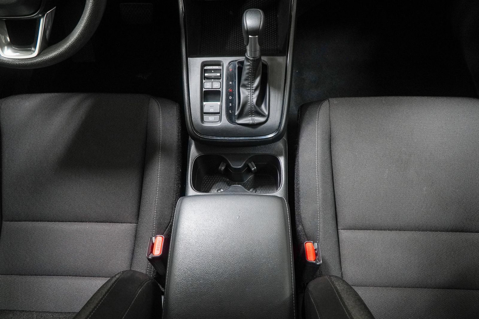 Used 2025 Honda CR-V LX image 30