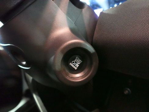 Used 2023 RAM ProMaster 2500 FWD image 17