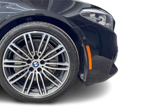 Used 2018 BMW 530i image 8