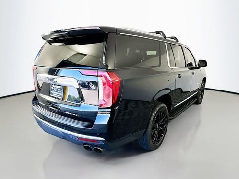 Used 2021 GMC Yukon XL Denali AWD/4WD image 7
