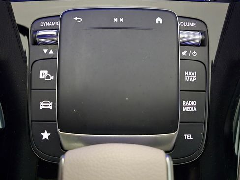 Used 2021 Mercedes-Benz GLE 450 4MATIC image 28