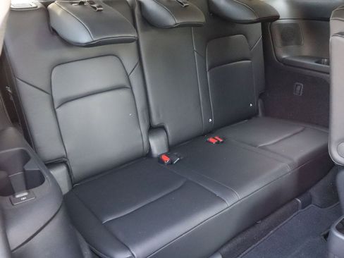 Used 2025 Nissan Pathfinder Platinum FWD image 20