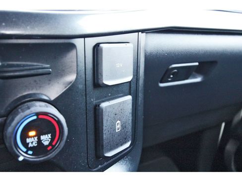 Used 2024 Ford F150 STX image 28