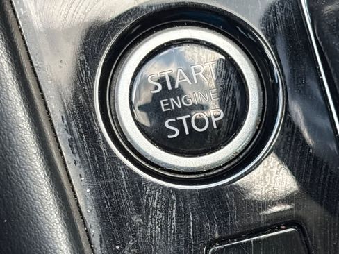 Used 2023 Nissan Kicks SV FWD image 23