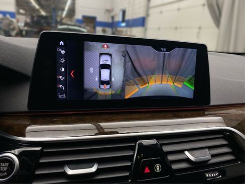 Used 2017 BMW 530i xDrive AWD/4WD image 31