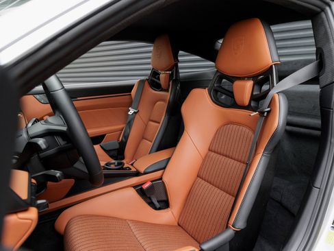 Used 2024 Porsche 911 S/T image 5