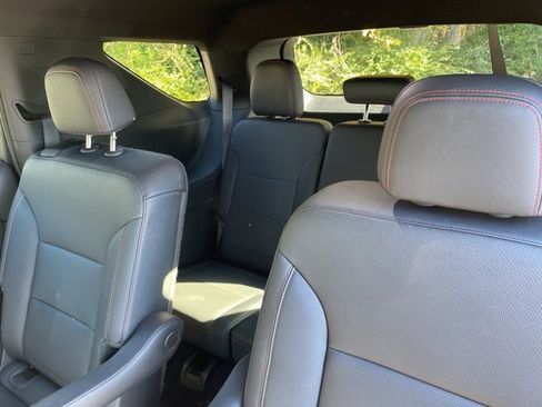 Used 2024 Chevrolet Traverse Z71 w/ Enhanced Driving Package image 29