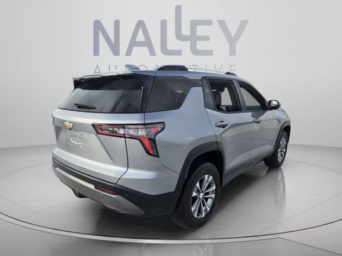 Used 2026 Chevrolet Equinox LT w/ Convenience Package II FWD image 4