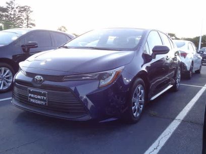 Used 2025 Toyota Corolla LE