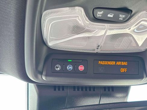 New 2026 GMC Canyon Elevation w/ Convenience Package image 13