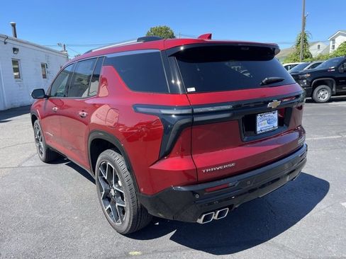 New 2026 Chevrolet Traverse High Country w/ LPO, Floor Liner Package image 5