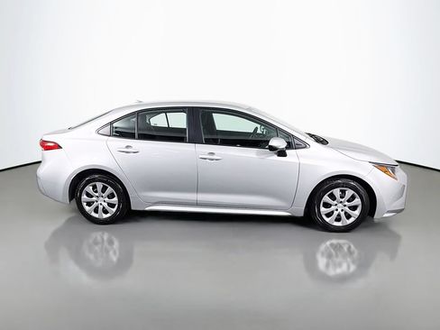 Used 2024 Toyota Corolla LE FWD image 8