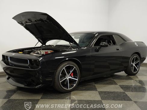 Used 2010 Dodge Challenger SRT8 w/ SRT Option Group II image 37