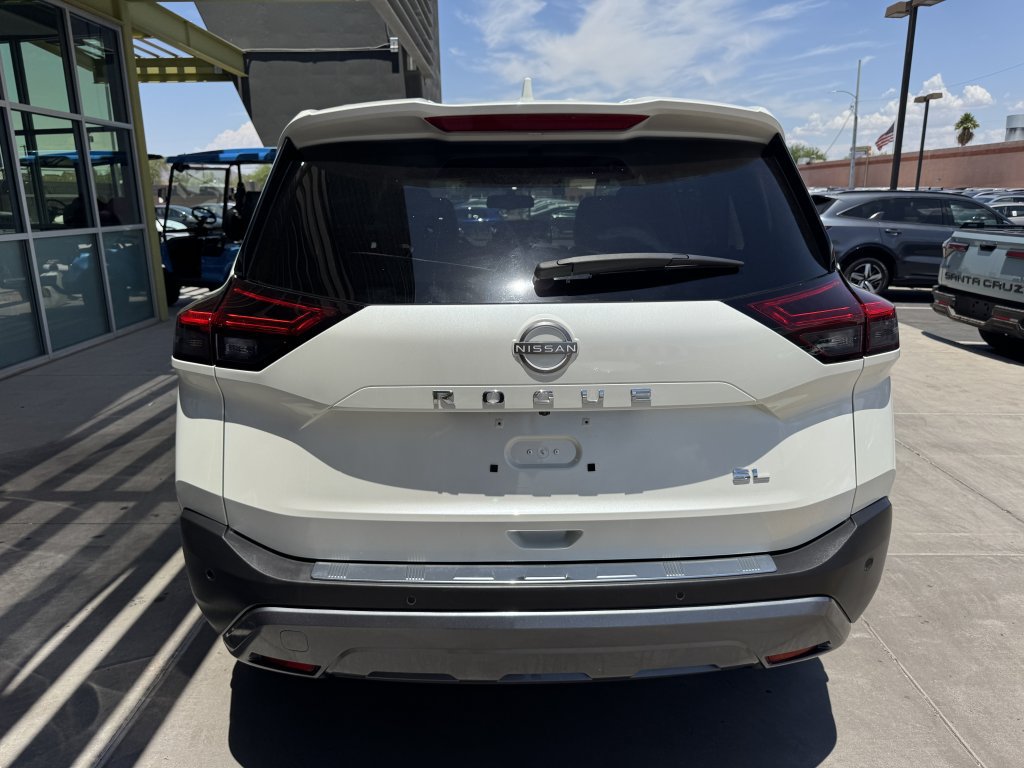 Used 2023 Nissan Rogue SL w/ SL Premium Package FWD image 12