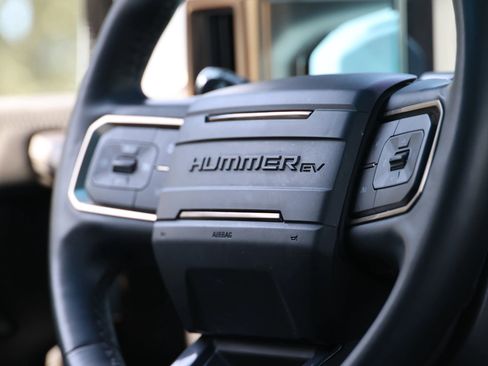 Used 2022 GMC Hummer EV Edition 1 w/ LPO, Illumination Package image 17
