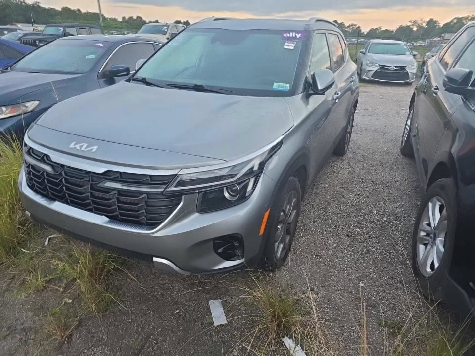 Used 2024 Kia Seltos S FWD image 2