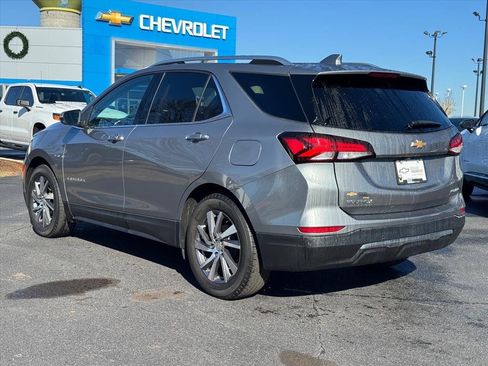 Used 2023 Chevrolet Equinox Premier image 5