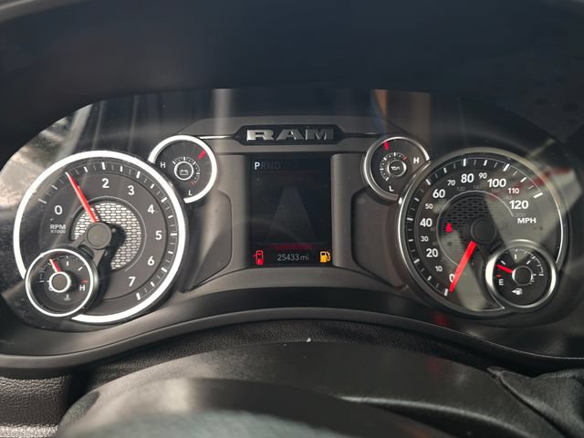 Certified 2025 RAM 2500 Big Horn AWD/4WD image 13