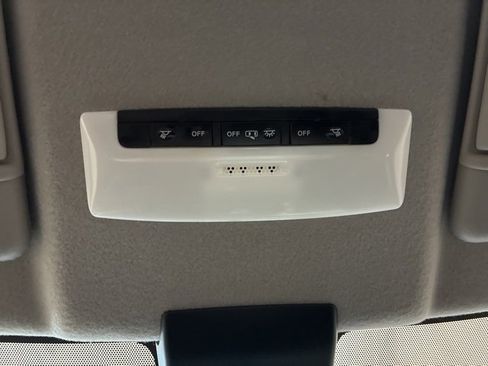 Used 2022 Nissan Kicks SV image 23