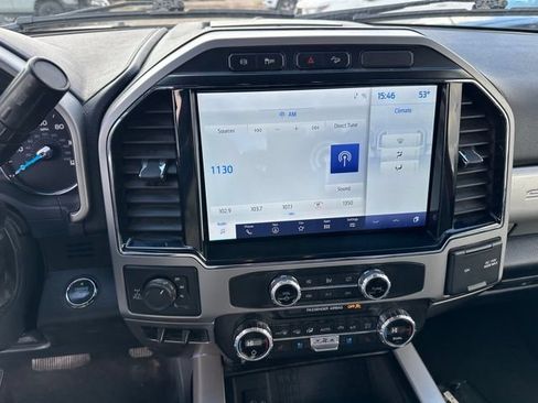 Used 2022 Ford F350 Lariat w/ Black Appearance Package AWD/4WD image 17