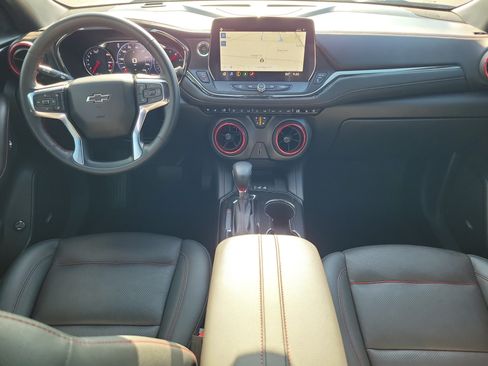Used 2024 Chevrolet Blazer RS w/ Enhanced Convenience Package FWD image 12